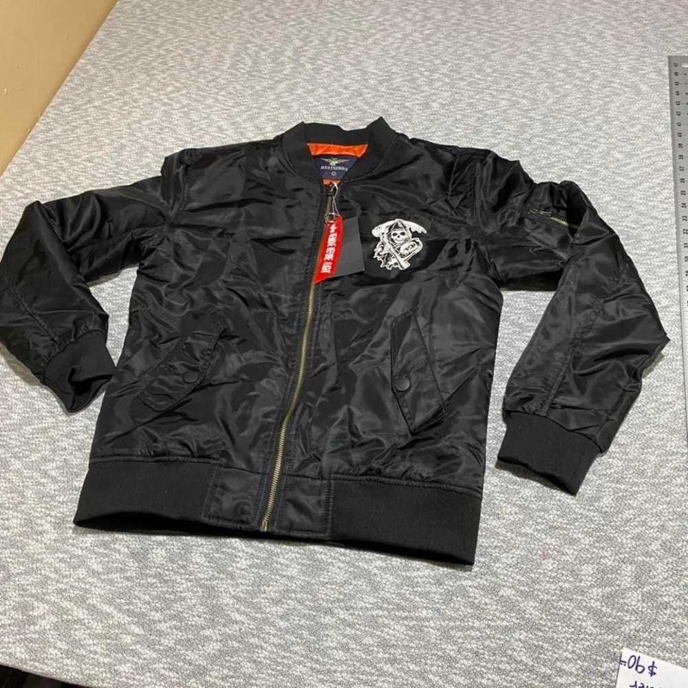 ASSTSERIES NWT Black bomber flight jacket Full zip up Men S. SKU-A262